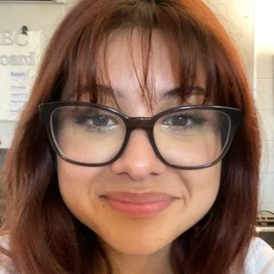 Meet your Posher, Mia